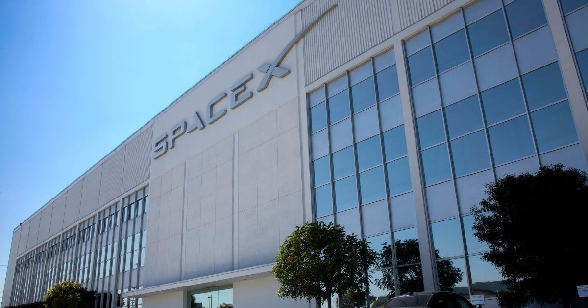 SpaceX faces allegations of wrongful employee firings