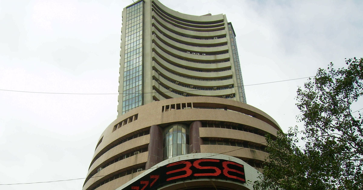 Sensex crashes by 1,053 pts and Nifty sheds 333 pts amidst heavy selloff