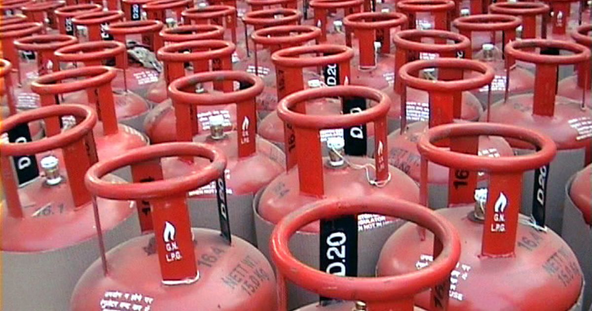 Govt announces Rs100 per cylinder cut in LPG prices on Women's Day