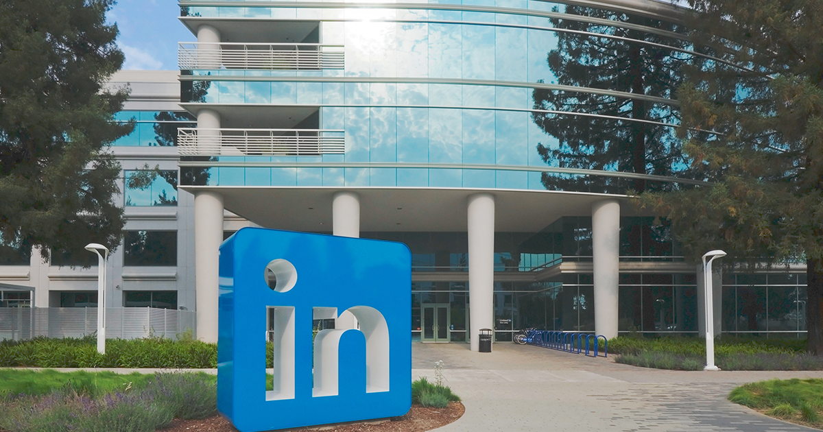 LinkedIn hits milestone with 1 billion members and unveils new AI features for subscribers