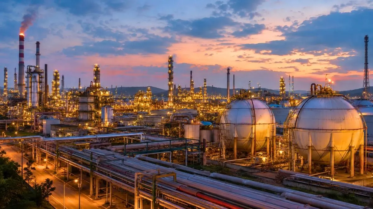 Indian Oil raises LPG output nearly 30% as Hormuz disruption tests energy security