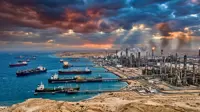 Hormuz disruption triggers economic split across Gulf economies