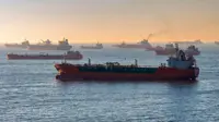 Iranian crude continues flowing to China amid Strait tensions