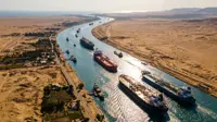Suez Canal revenues rise as tanker traffic rebounds amid shipping route shifts