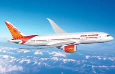 787 Dreamliner in Air India livery