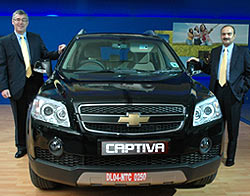 Chevrolet Captiva at the New Delhi Auto Show 