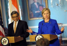 External affairs minister SM Krishna with secretary of state Hillary Clinto