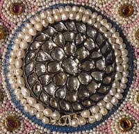 Detail Image Pearl Carpet of Baroda