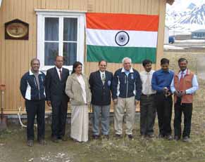 The Union Minister for Science & Technology and Earth Sciences Shri Kapil Sibal with the team of Indian Scientists after inaugurating ''Himadri'' the new Indian Research Center in the Arctic